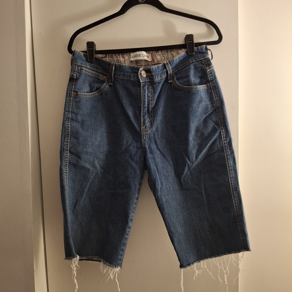 Levis Women's Blue Denim Cutoff Capris Shorts